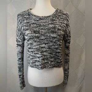 Material Girl Black & White Cropped Sweater Women's Juniors Size Small